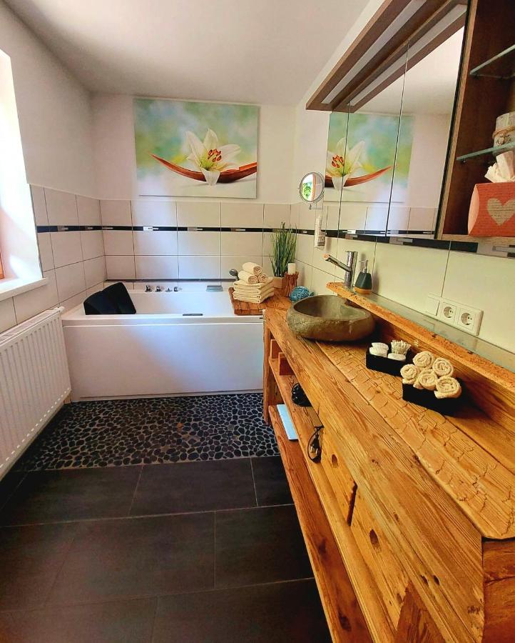 Ferienhaus Goldener Anker อุนเทอาค อัม อัทเทอร์ซี ภายนอก รูปภาพ